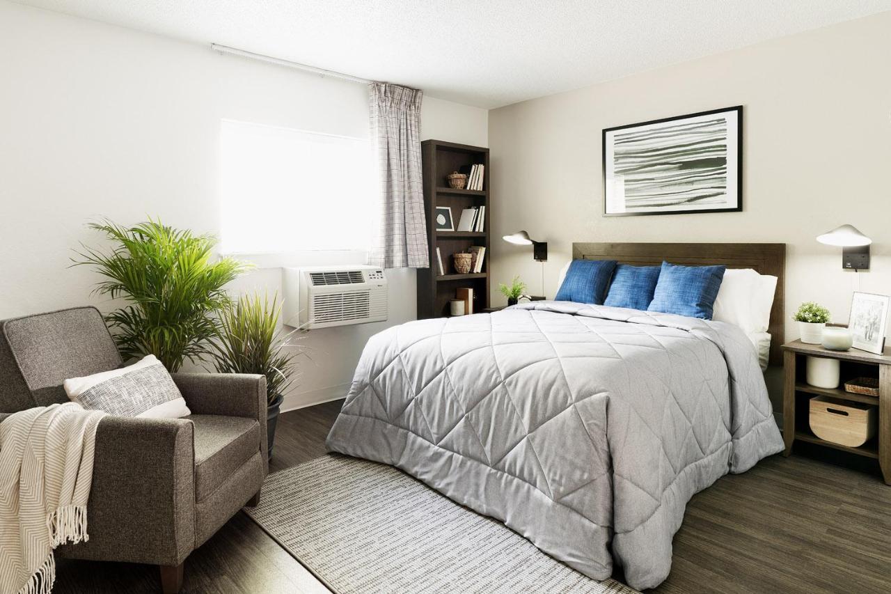 Intown Suites Extended Stay Jacksonville Fl St Johns Bluff Rd Bagian luar foto
