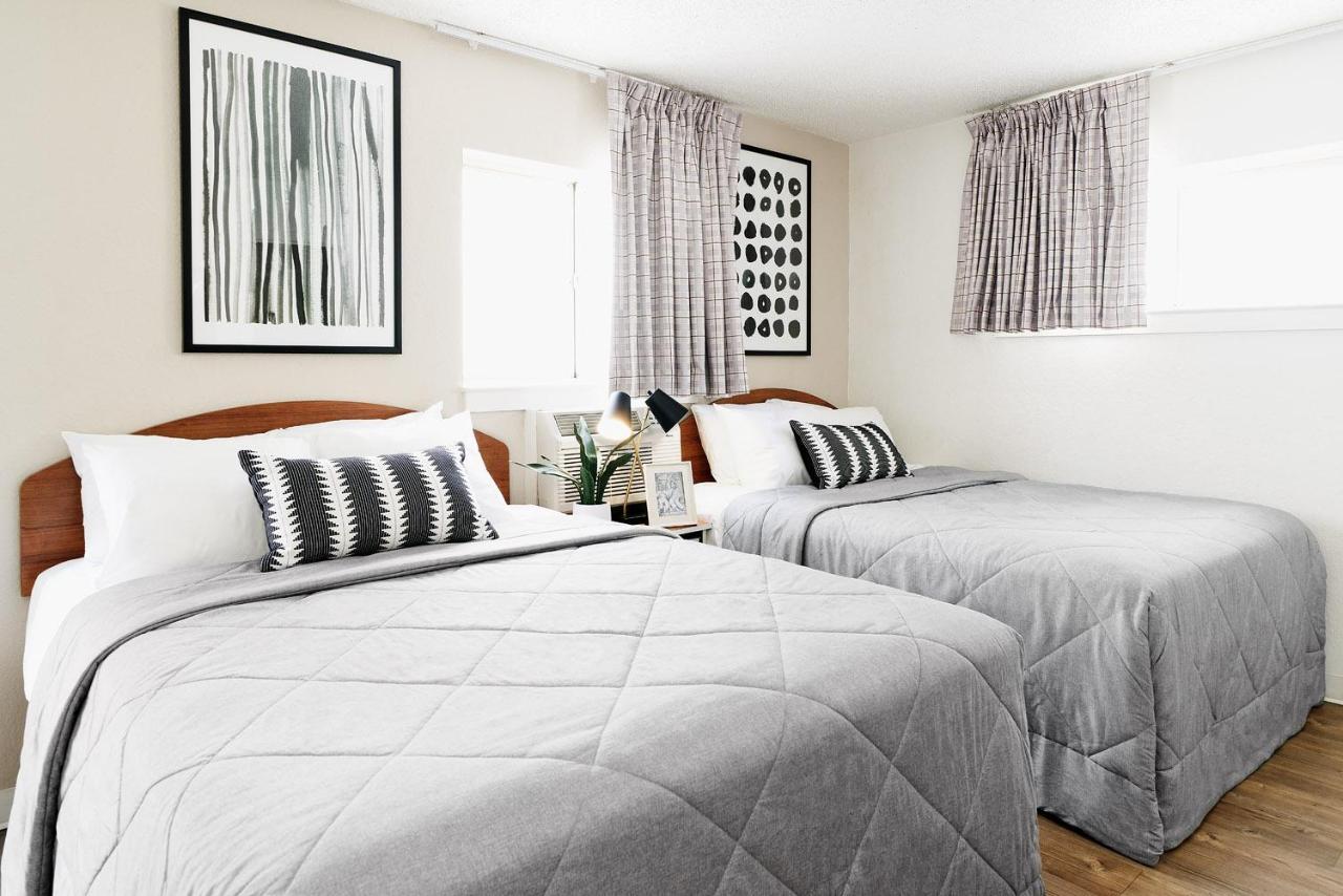 Intown Suites Extended Stay Jacksonville Fl St Johns Bluff Rd Bagian luar foto